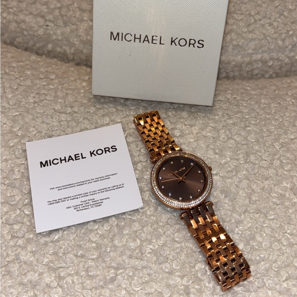 Michael Kors Darci Watch - Picture 4 of 7